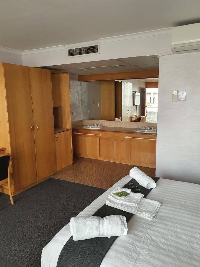 Capital Airport Motel Queanbeyan Exterior photo